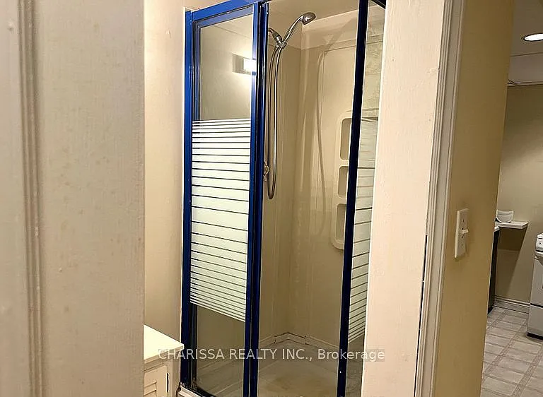 1238 Donlea Cres #BASEMENT — Photo 10