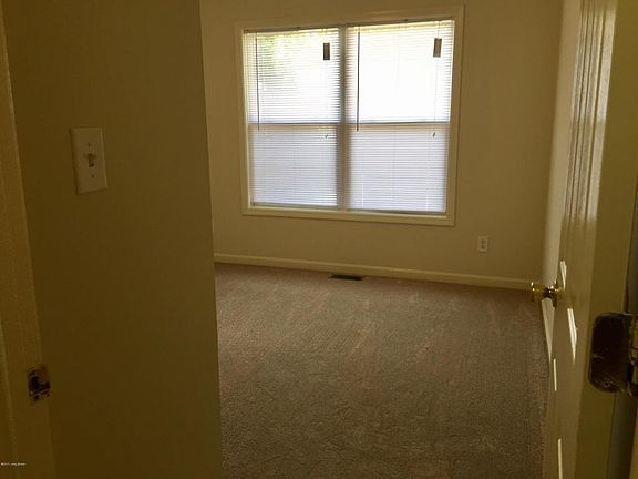 5th image of 64 Maidie Ln
