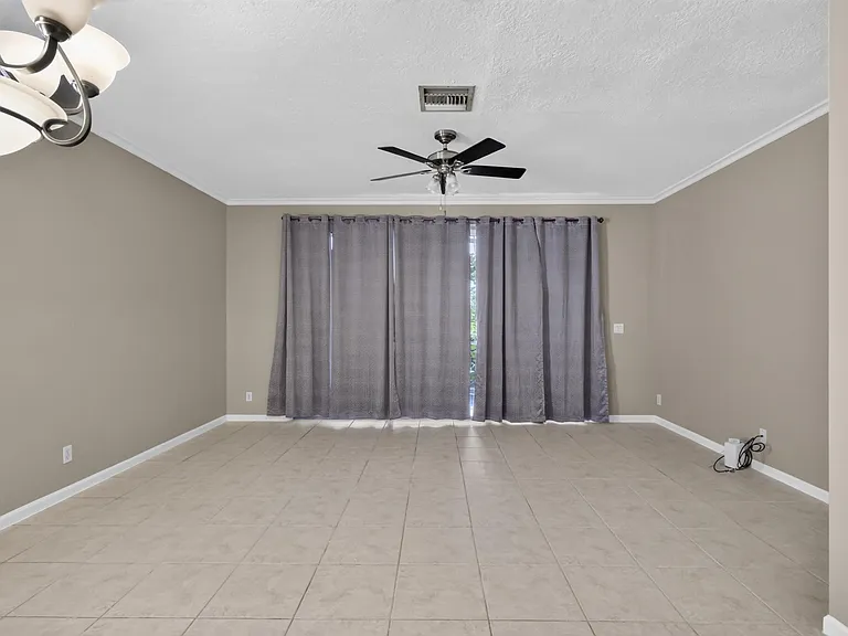 8103 Bellagio Ln — Photo 18