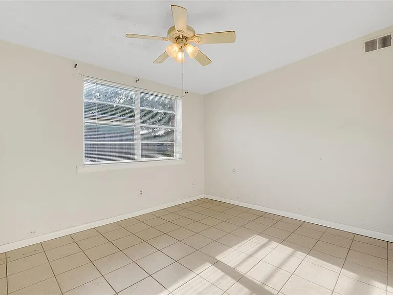 107 Garrison Dr — Photo 15