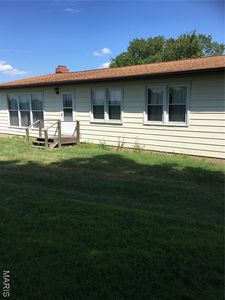 121 Gooseberry Ln, Linn, MO, 65051