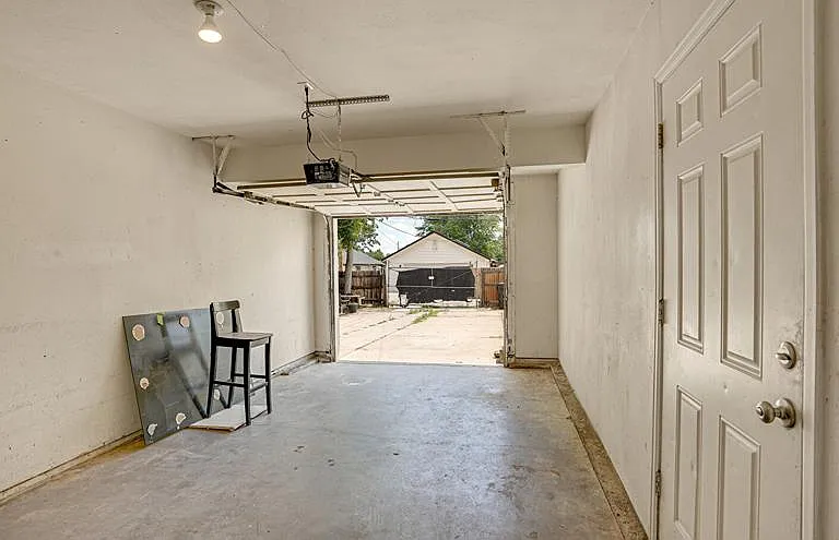 38 S Meade St #2 — Photo 30