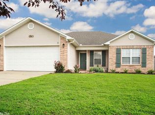 12 Apricot Dr, Ward, AR 72176