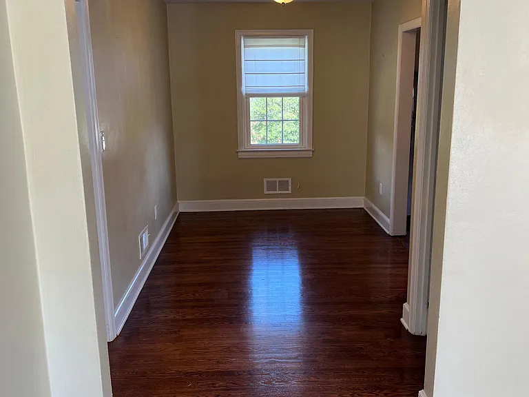 5329 Thornrose Rd — Photo 2