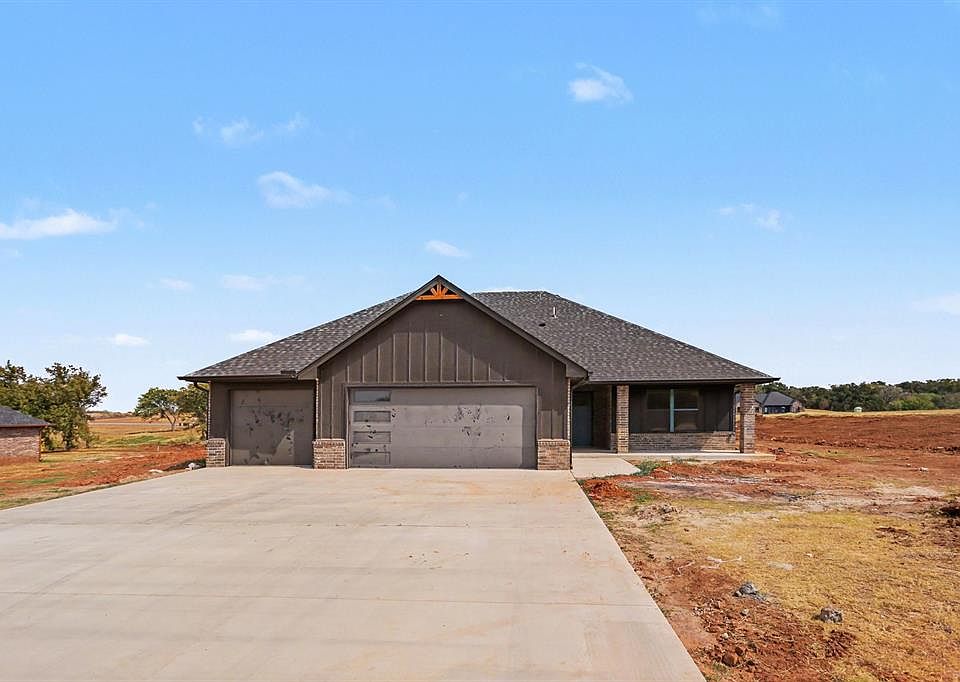 1st image of 2213 Winter Ridge Rd