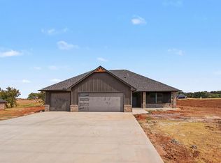 2213 Winter Ridge Rd, Blanchard, OK 73010