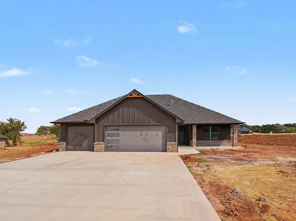 2213 Winter Ridge Rd, Blanchard, OK 73010