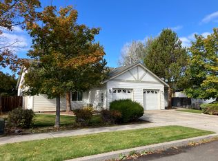 1297 NE Dawson Dr, Bend, OR 97701