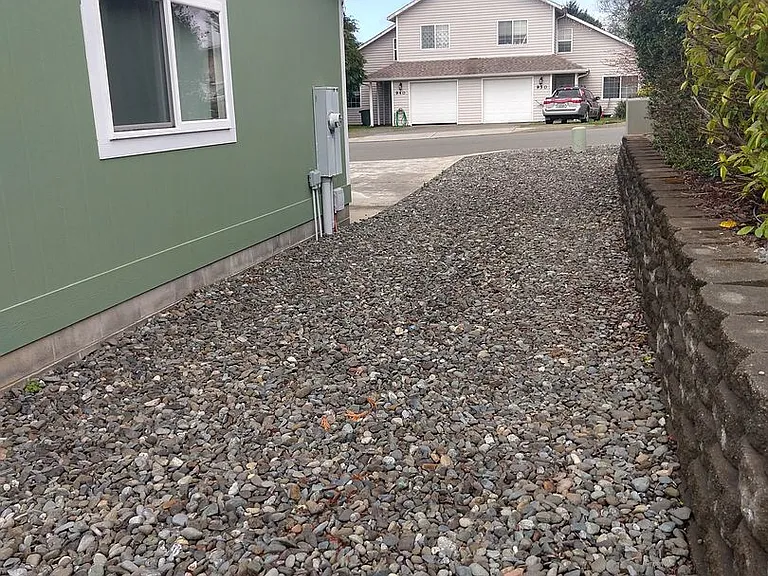 949 Blanco Ave — Photo 2