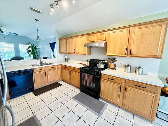 5th image of 13139 Cutler Ridge Ln