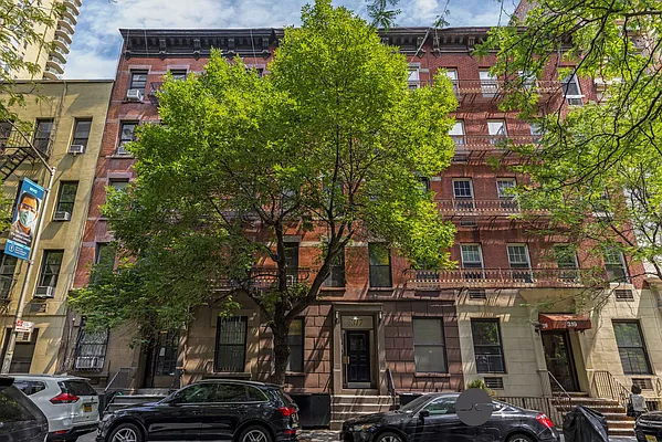 Rented by Douglas Elliman | media 15