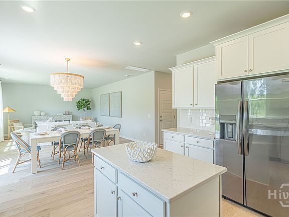 7th image of this home