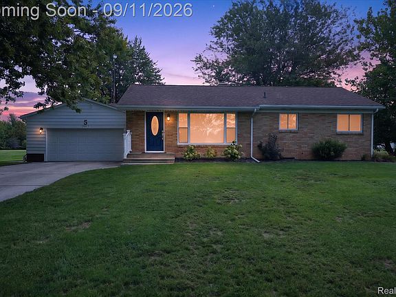 3rd image of 12463 Odell Rd