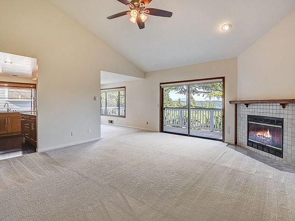 3rd image of 3410 161st Ct SE #F33