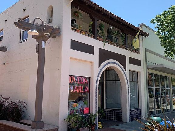 2nd image of 824 E Main St Studio 8562184