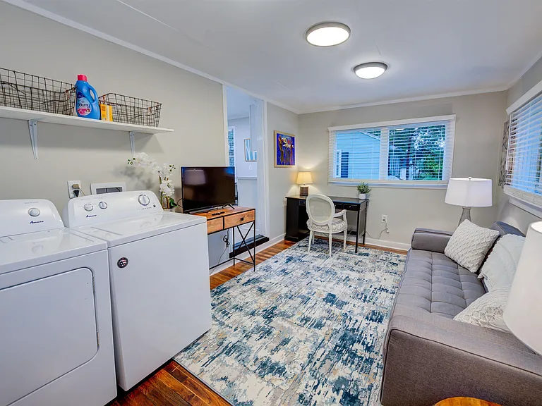322 S Kilbourne Rd — Photo 16