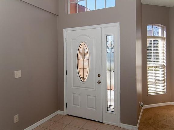 4th image of 1505 Fox Glen Dr
