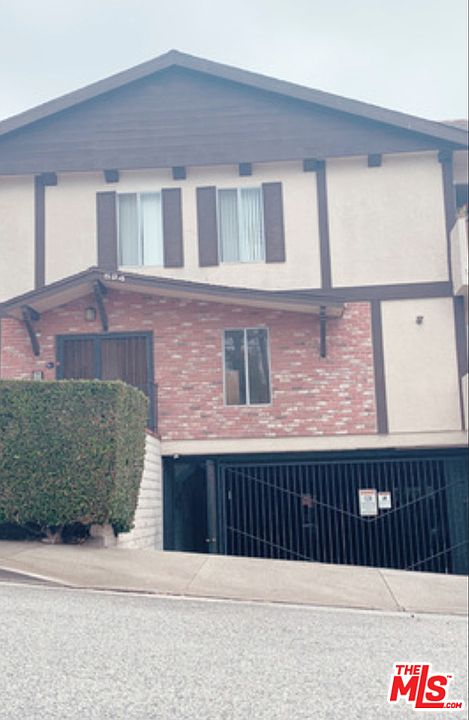 1st image of 524 Raymond Ave #1