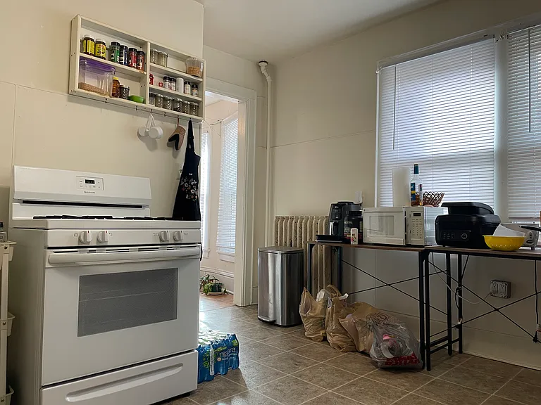 834 E Gorham St #2 — Photo 6