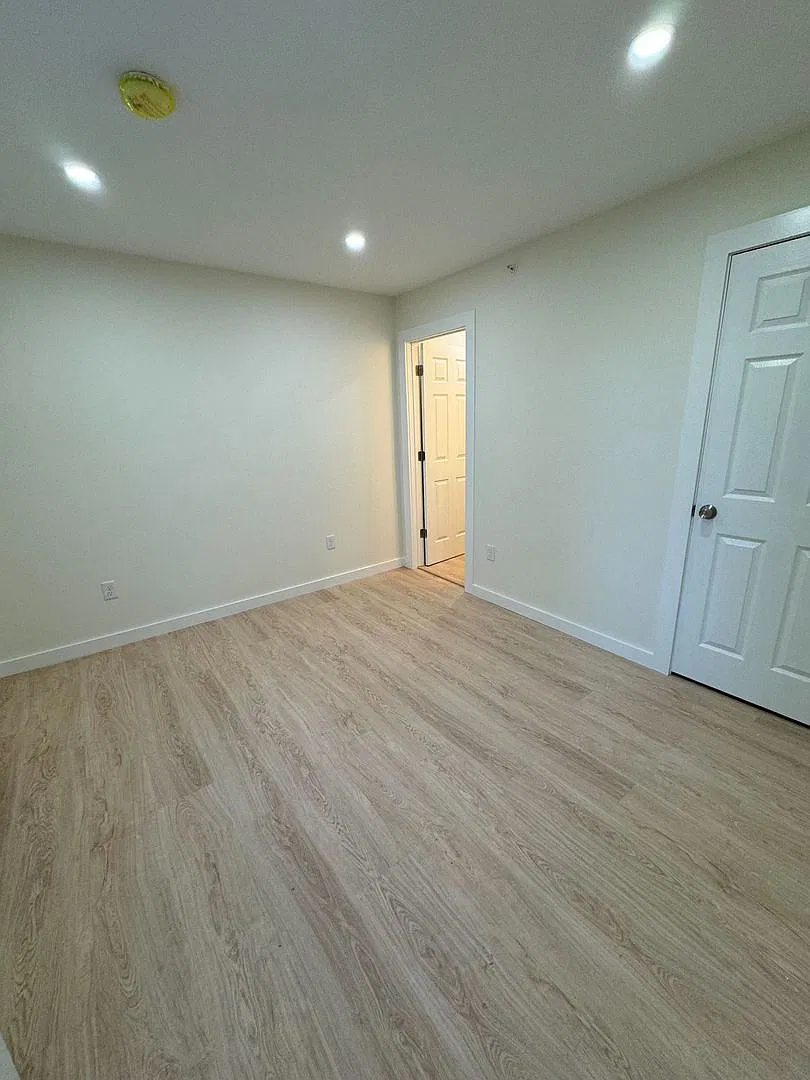 4 Chester Rd — Photo 3
