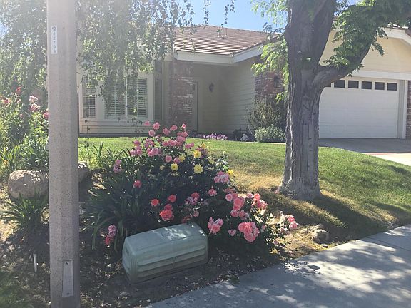 4th image of 27129 Waterford Dr