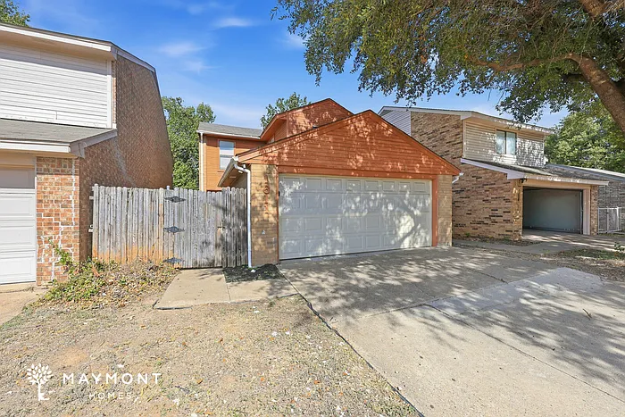 1611 Horizon St