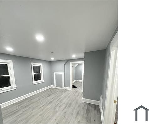 1st image of 2057 N 32nd St