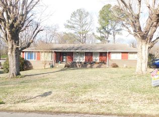 1001 Johnson St, Gallatin, TN 37066