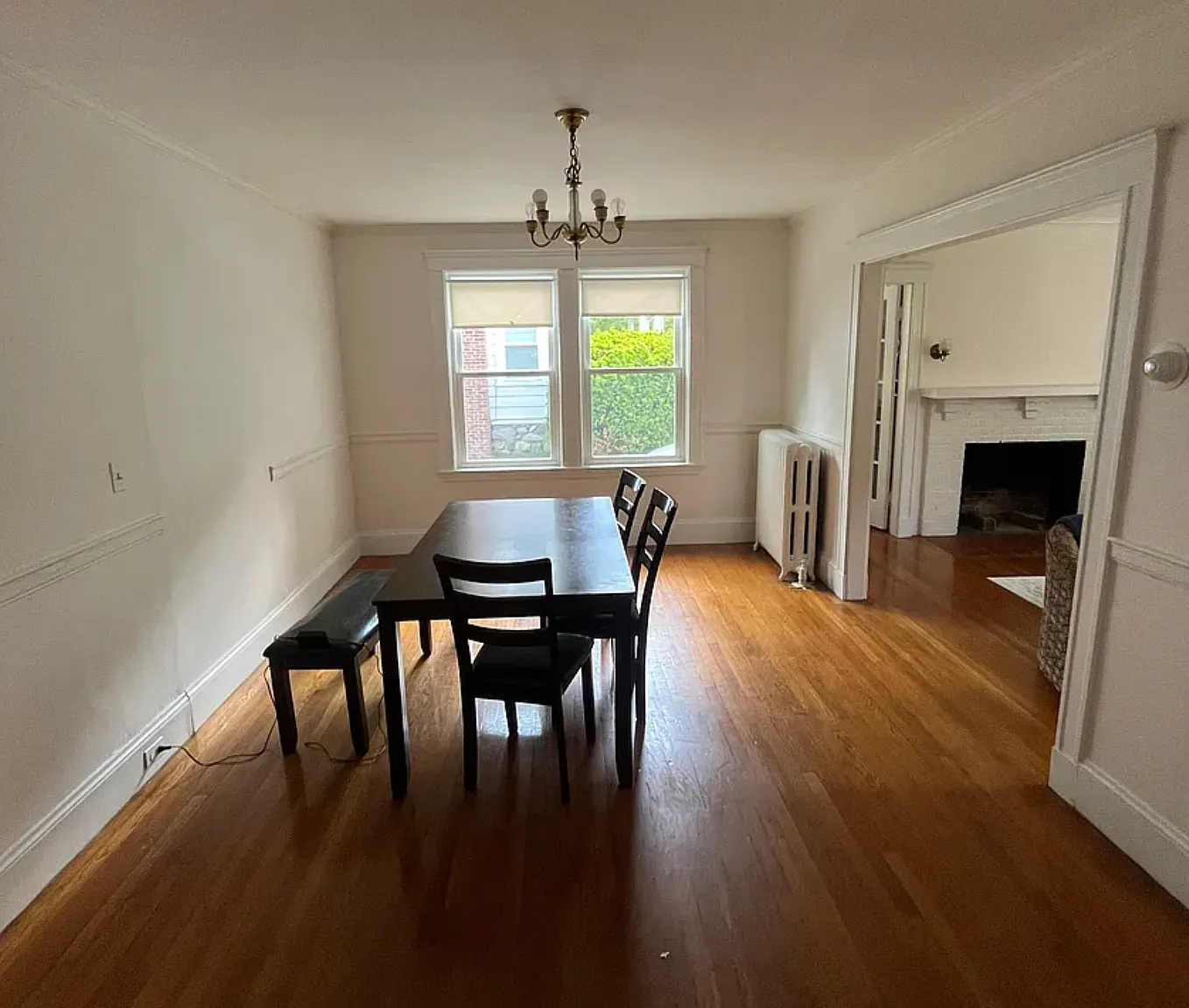 4 bed, 1200 sqft, $4,200 — Photo 2