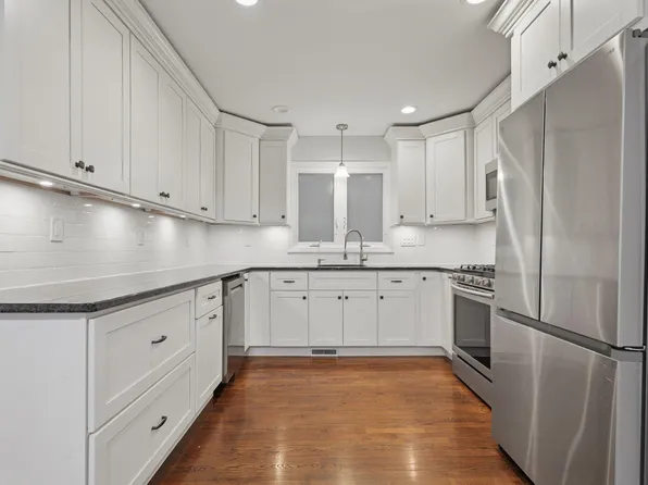 22 Fox Place image 3 of 23