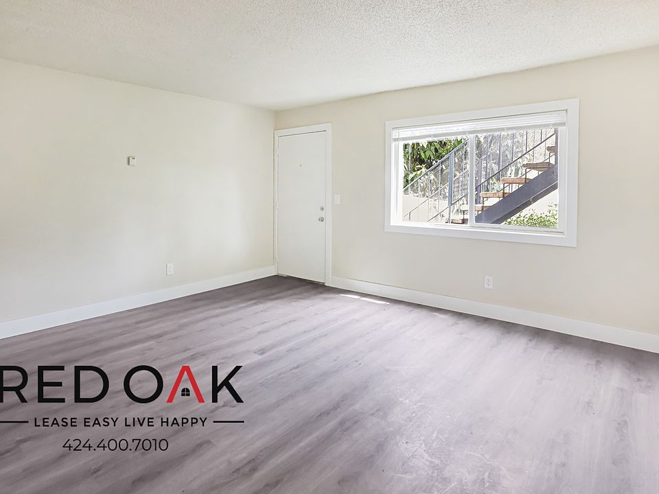 1st image of 3424 Grey Dr #2