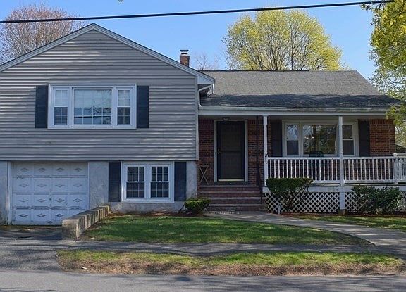 2nd image of 30 Kosciusko St