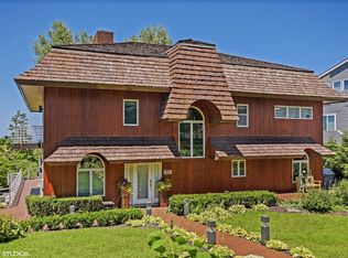 1622 Lake Shore Dr, Michigan City, IN