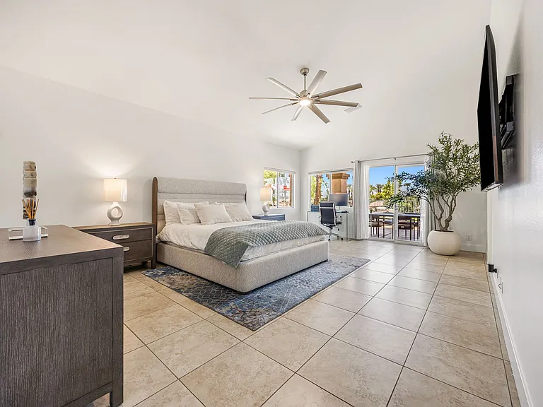 80302 Indian Springs Dr — Photo 17