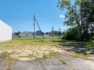 715 Hickory Ave, Harahan, LA 70123
