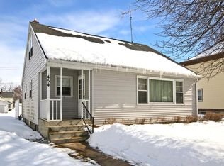 454 2nd St, Gaylord, MN 55334