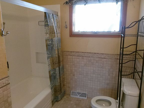 3rd image of 4508 E Lewis Dr