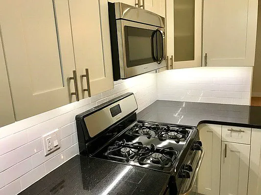 Rented by Vass Stevens Group | media 13