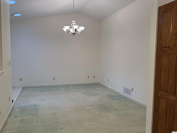 3rd image of 112 W Hamtramck St