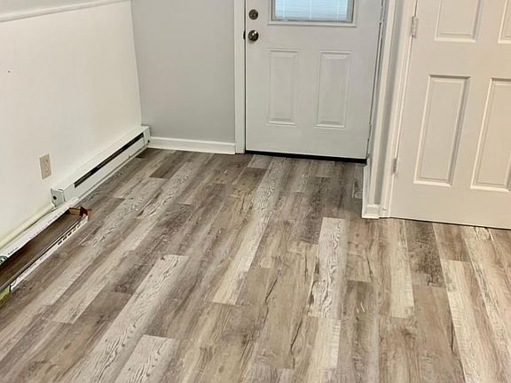 5th image of 107 Crescent Dr