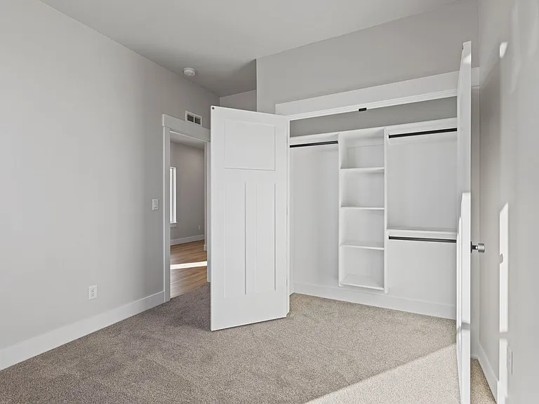 529 S Cutler Ave — Photo 24