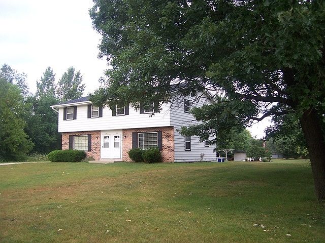 2nd image of 111 Johnston Dr