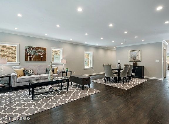 Living Room / Dining Room