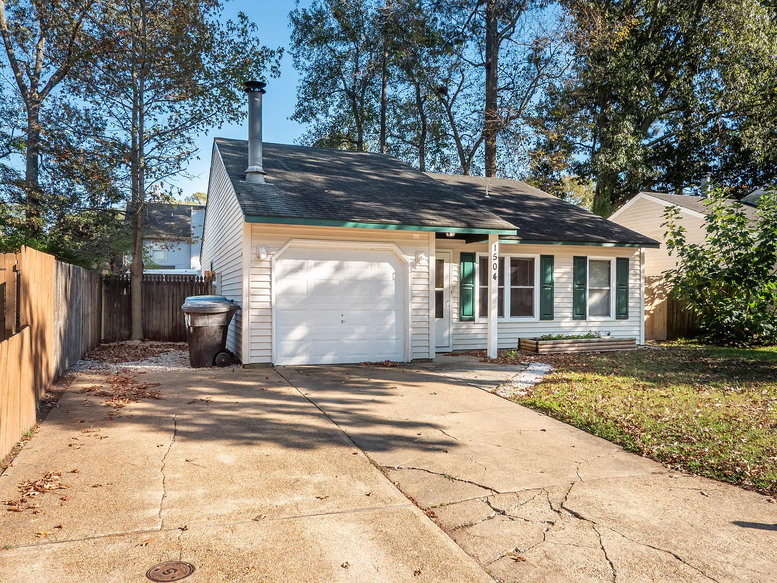 3 bed, 1248 sqft, $2,495 — Photo 4