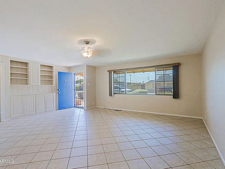 6203 N 12th Pl — Photo 11