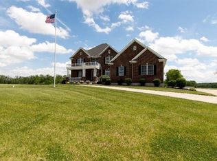 730 Curtis Ln, Xenia, OH 45385