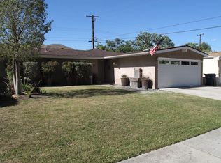 19341 Four Oaks St, Santa Clarita, CA 91351