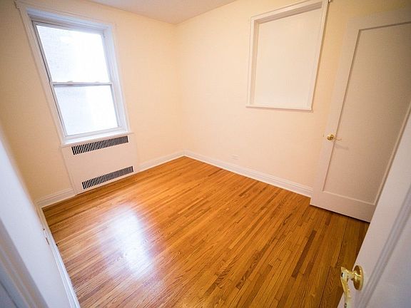 4th image of 3300 Netherland Ave APT 3C