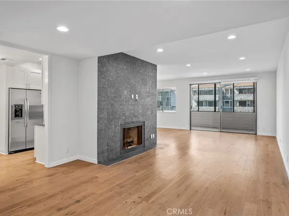 311 Bora Bora Way APT 213, Marina Del Rey, CA 90292