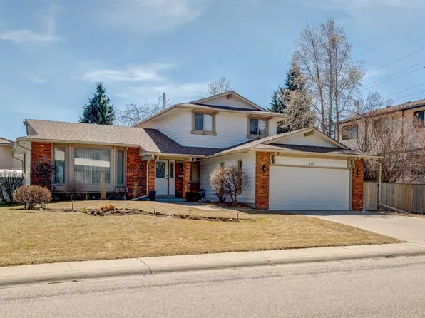 107 N Valhalla Cres NW, Calgary, AB T3A 1Z7